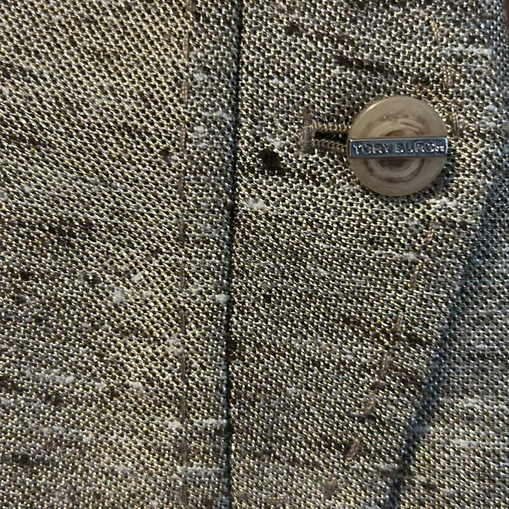 Tory Burch Size 6 silk blend belted skirt. Variegated tan with gold thread. - Picture 2 of 13